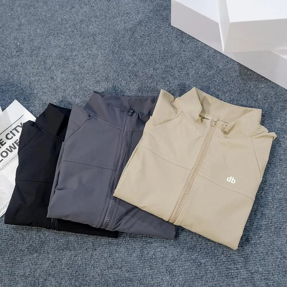 Veste coupe-vent col montant