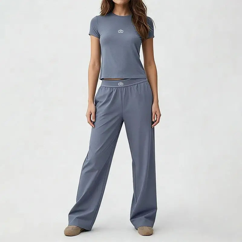 Ensemble manches courtes + pantalon droit