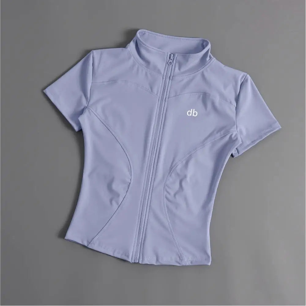 T-shirt zippé manches courtes